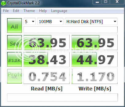 CrystalDisckMark22Seagate.png